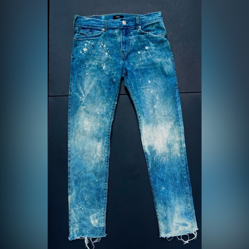 TRUE RELIGION DIY bleached & distressed men's jeans